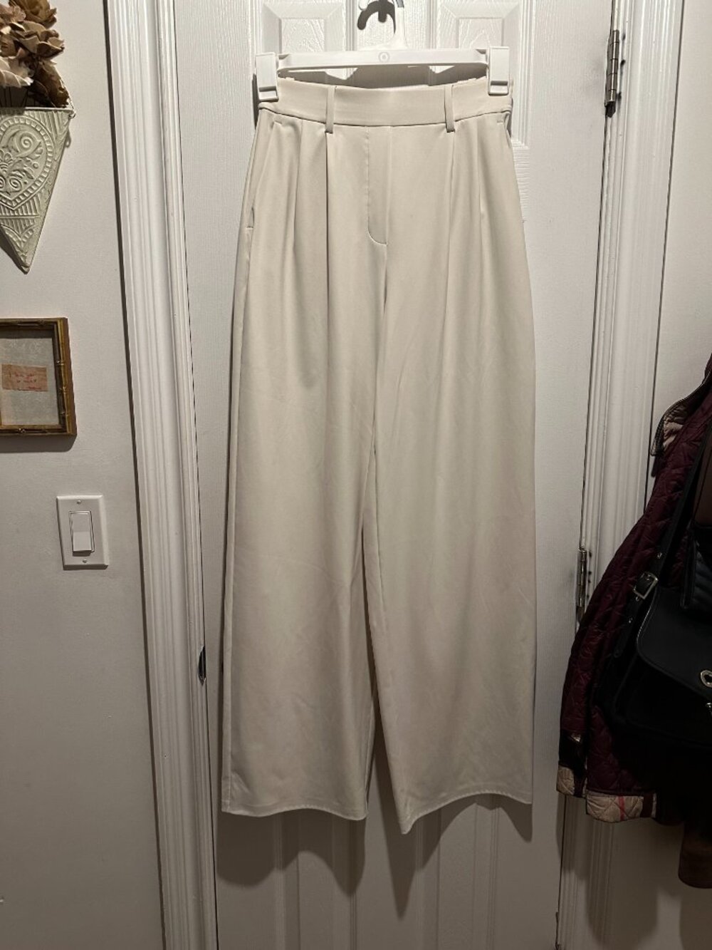 lululemon athletica Cream Wide-Leg Trousers - Picture 3 of 6